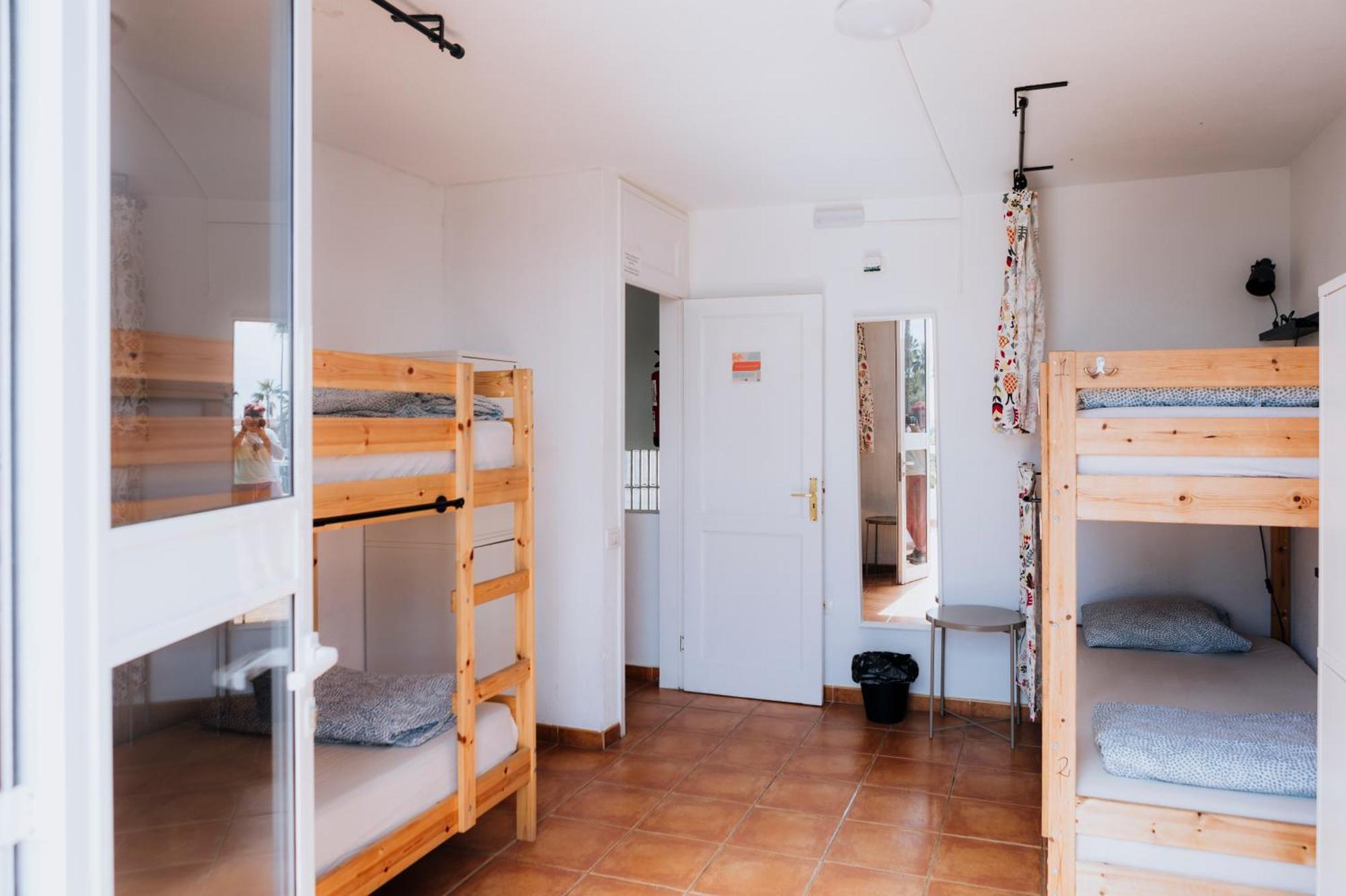 Endless Summer Hostel (Adults Only) 아데제 외부 사진